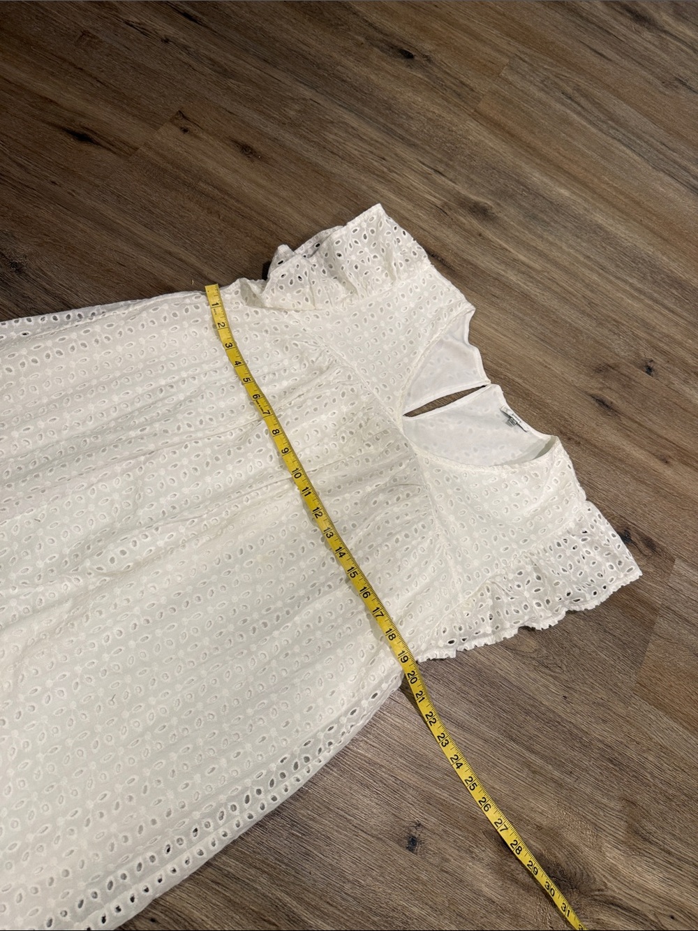 JODIFL Cotton White Eyelet Flutter Sleeve Dress - Picture 4 of 8
